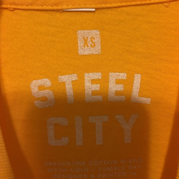 Pitt t shirt - Picture 2 of 4